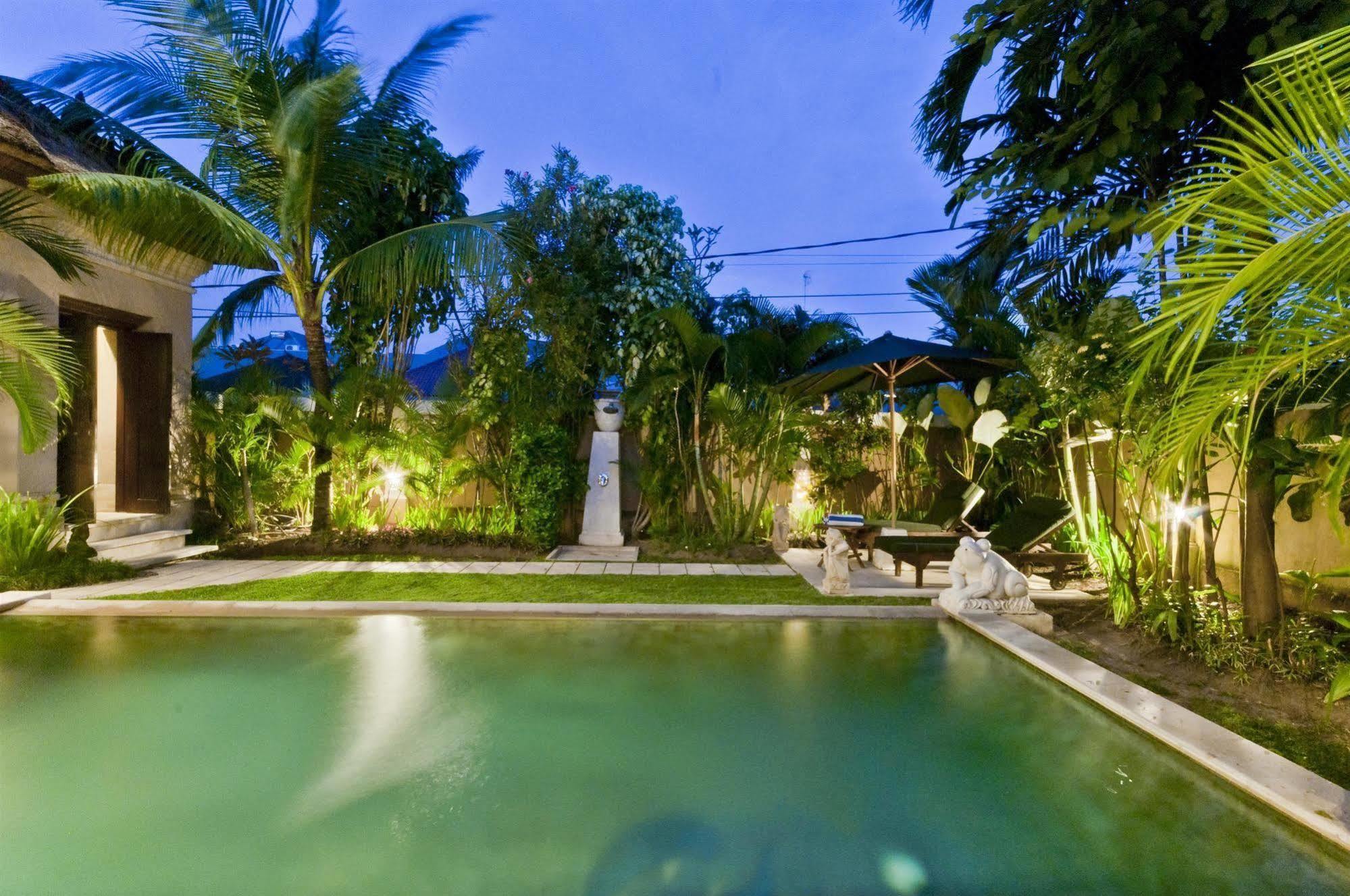 Krisna * Seminyak (Bali)