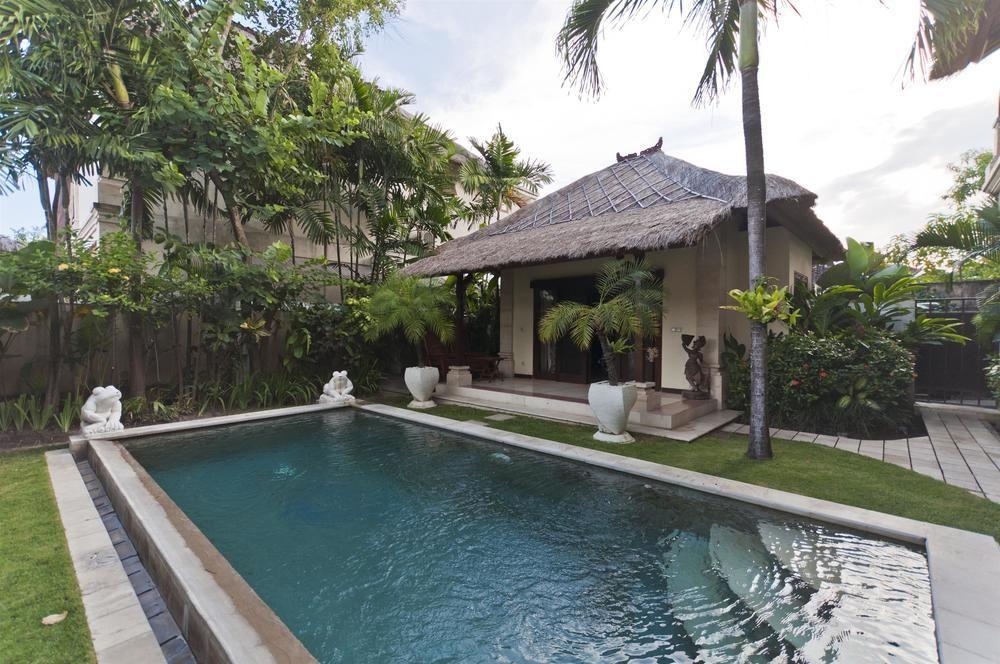 Krisna Seminyak (Bali)